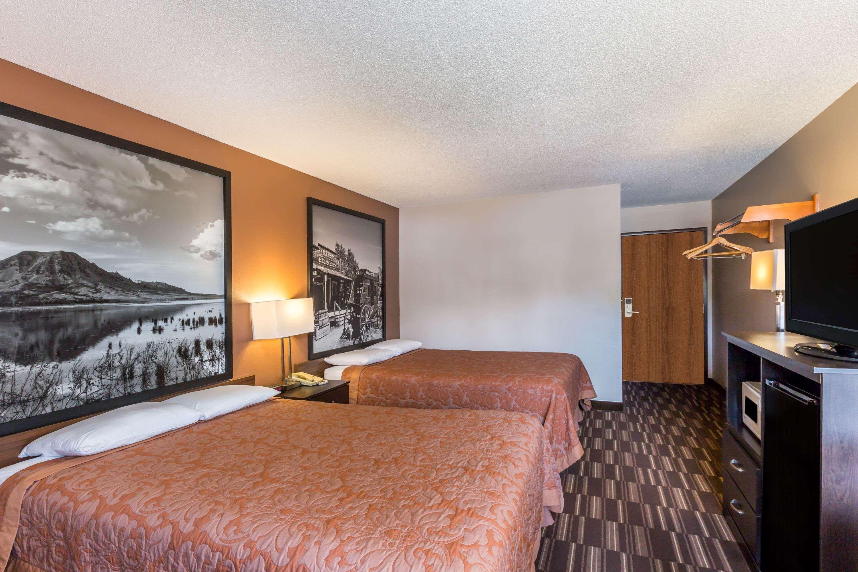 Super 8 By Wyndham Madison Exterior foto